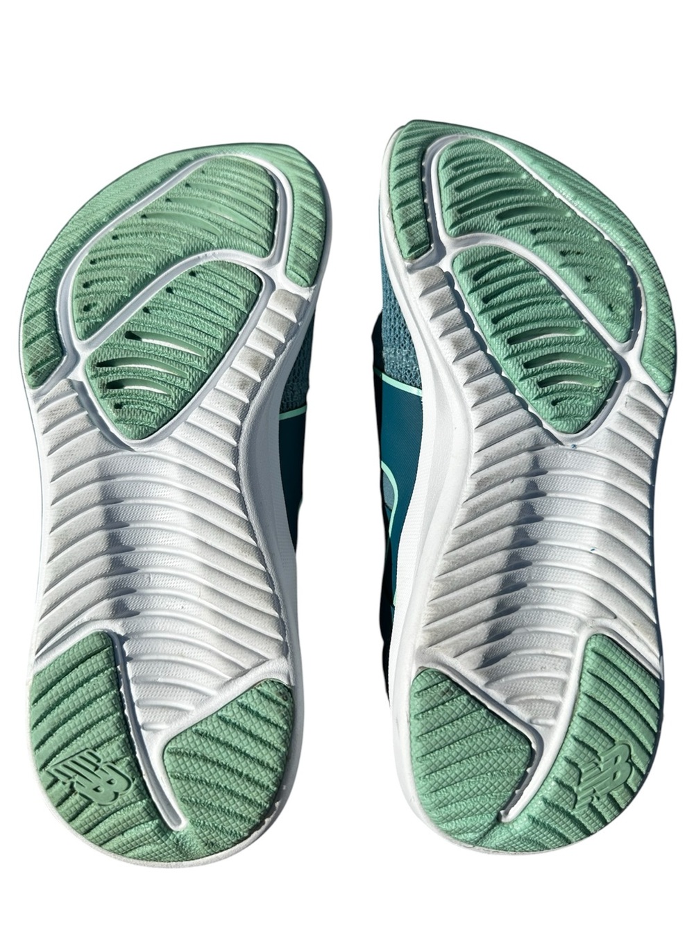 New Balance Nergize Sport V1 Teal and Light Blue Running Shoes size 8 women’s - Picture 4 of 7